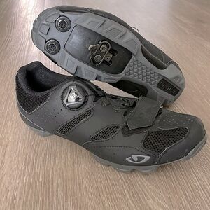 Giro Black Cycling Shoe Men’s Size 7.5